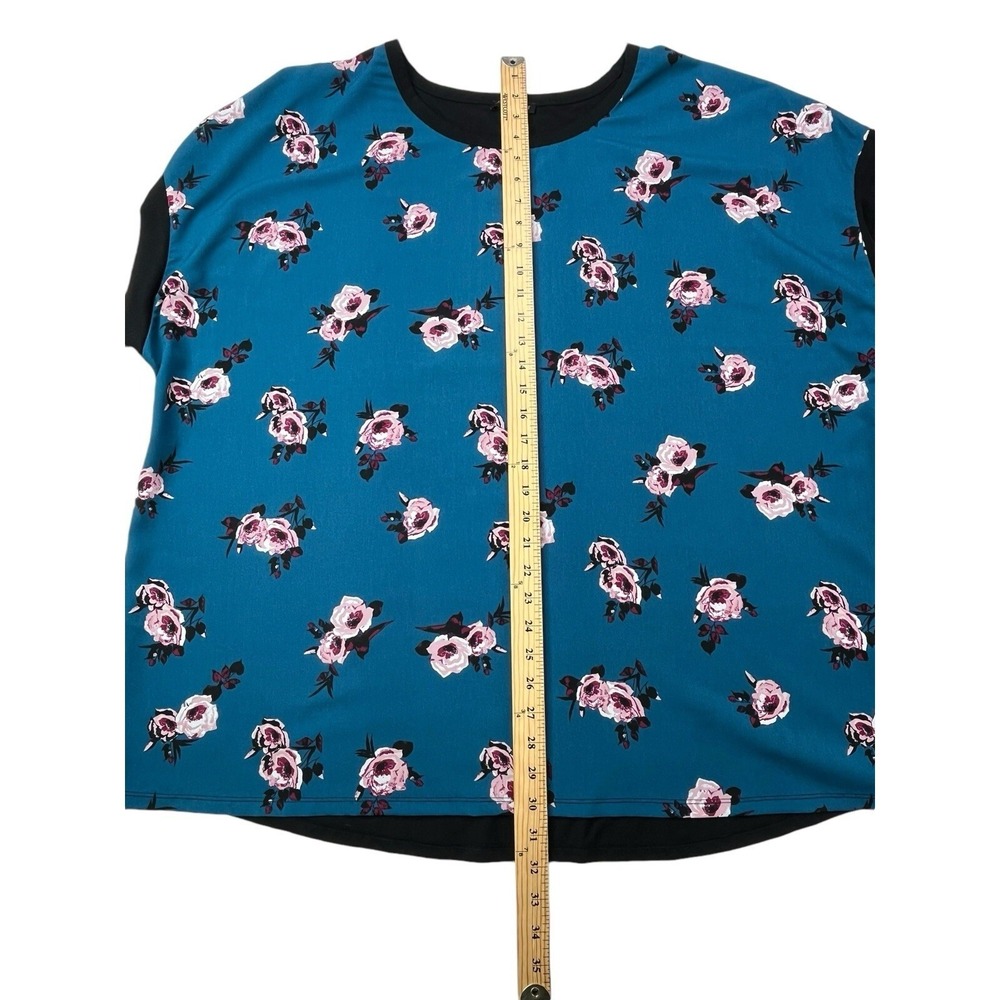Lane Bryant Womens 26/28 Teal Floral Mixed Media Dolman Short Sleeve Tunic Top‎ - Picture 8 of 16
